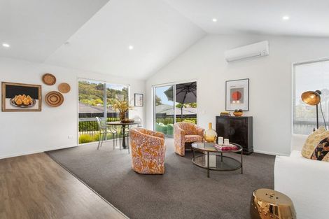 Photo of property in 9 Stead Lane, Heathcote Valley, Christchurch, 8022