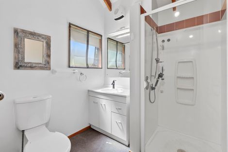 Photo of property in 23 Studholme Road, Wanaka, 9382