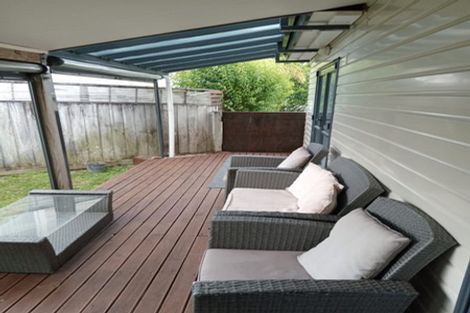 Photo of property in 2 Preston Avenue, Henderson, Auckland, 0610