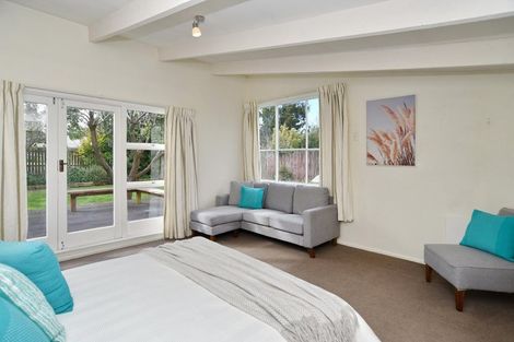 Photo of property in 182 Main North Road, Redwood, Christchurch, 8051