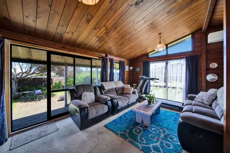 Photo of property in 16d Trimble Place, Bell Block, New Plymouth, 4312