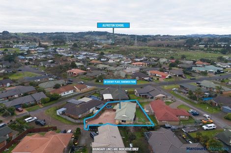 Photo of property in 30 Sheriff Place, Randwick Park, Auckland, 2105