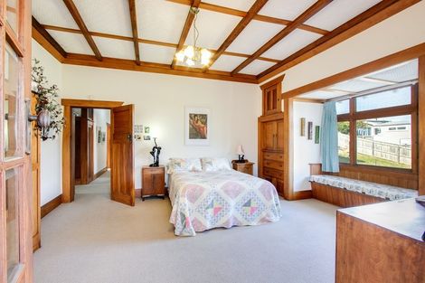 Photo of property in 17 May Avenue, Hospital Hill, Napier, 4110