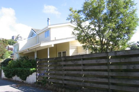 Photo of property in 9 Laurent Place, Kingston, Wellington, 6021