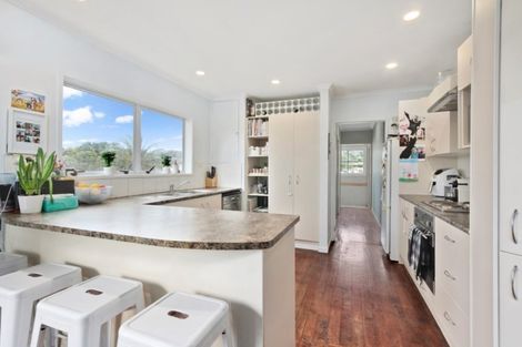 Photo of property in 6 Glengarry Road, Glen Eden, Auckland, 0602