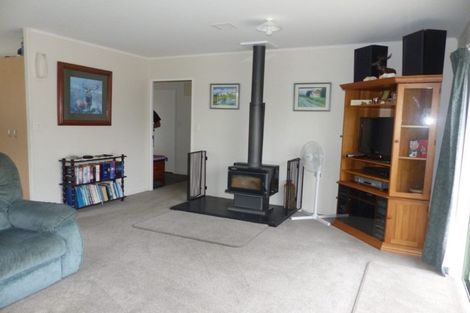 Photo of property in 6 Ruane Street, Glenavy, Waimate, 7980