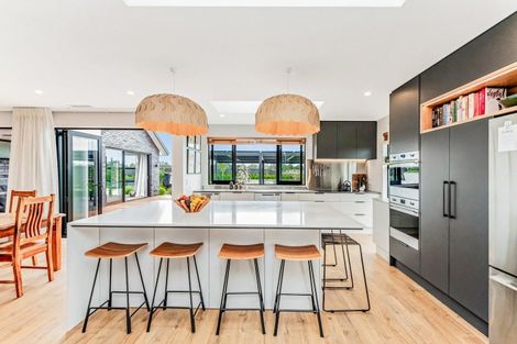 Photo of property in 42 Ridgeland Way, West Melton, 7618