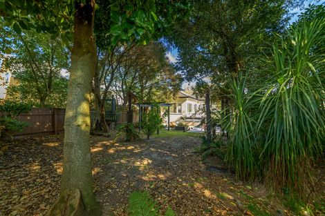 Photo of property in 27 Union Street, Hokowhitu, Palmerston North, 4410