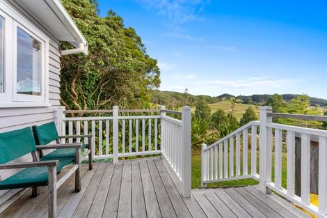 Photo of property in 682 Haruru Road, Kaukapakapa, 0873