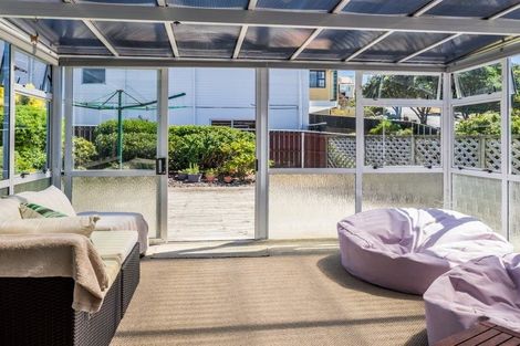 Photo of property in 37 Akaroa Drive, Maupuia, Wellington, 6022
