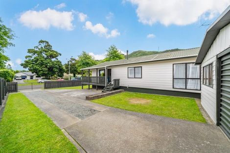 Photo of property in 94 Totara Park Road, Totara Park, Upper Hutt, 5018