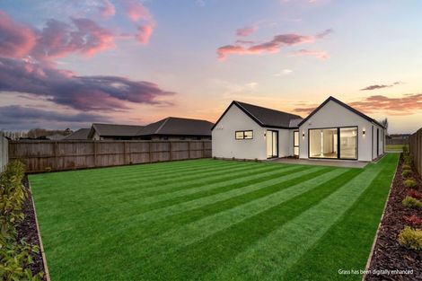 Photo of property in 6 Salkeld Place, Woodend, 7610