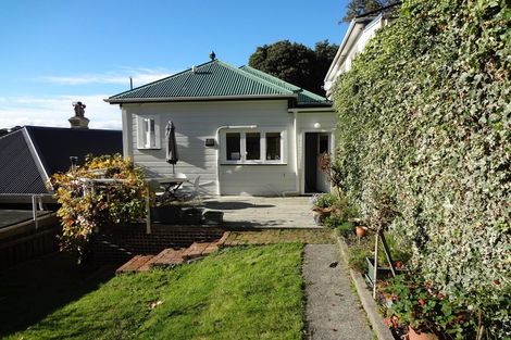 Photo of property in 24 Hinau Road, Hataitai, Wellington, 6021