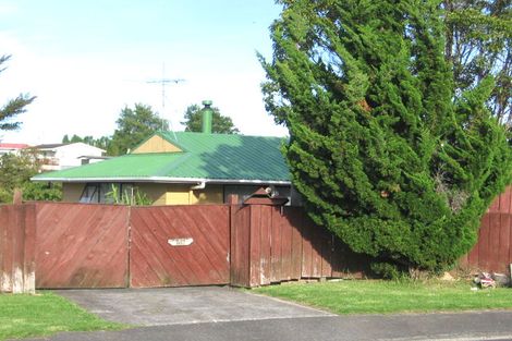 Photo of property in 18 Mile Place, Henderson, Auckland, 0612
