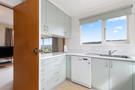 Photo of property in 19 Summit Road, Fairfield, Lower Hutt, 5011