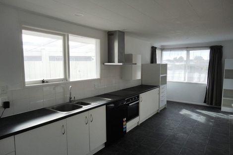 Photo of property in 19 Swallow Drive, Manurewa, Auckland, 2102