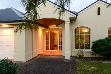 Photo of property in 5 Drumfearn Place, Rototuna, Hamilton, 3210