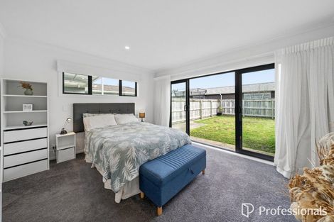 Photo of property in 17 Ford Road, Manor Park, Lower Hutt, 5019