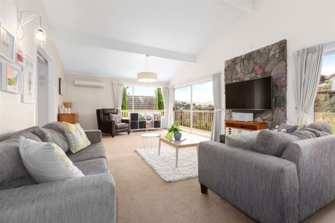 Photo of property in 20 Oak Avenue, Paremata, Porirua, 5024