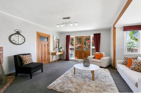 Photo of property in 35 Raroa Road, Kelburn, Wellington, 6012