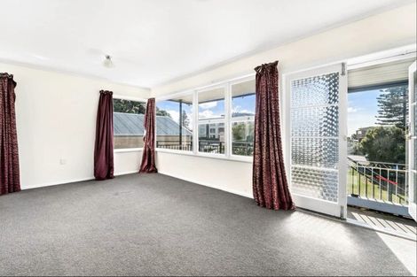 Photo of property in 410 Hibiscus Coast Highway, Orewa, 0931