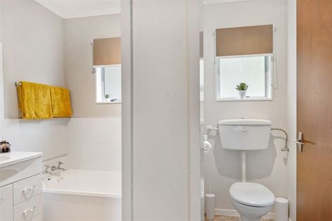 Photo of property in 7 Kerr Grove, Johnsonville, Wellington, 6037