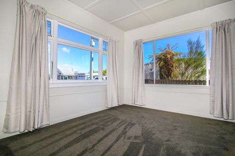 Photo of property in 23 Pakington Street, Westport, 7825