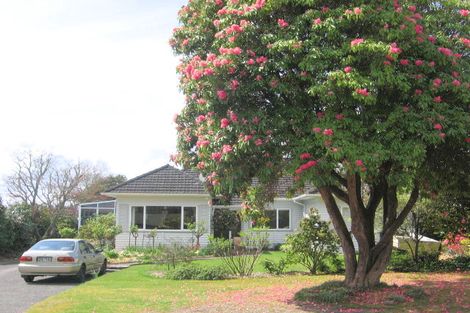 Photo of property in 2 Lewis Road, Lynmore, Rotorua, 3010