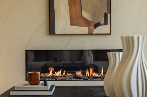 Photo of property in 79 Middleton Road, Queenstown Hill, Queenstown, 9300