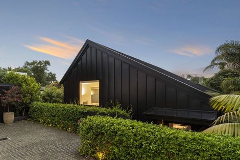Photo of property in 25a Premier Avenue, Point Chevalier, Auckland, 1022