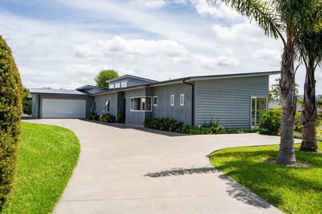 Photo of property in 58 Jack Boyd Drive, Mangawhai Heads, Kaiwaka, 0573