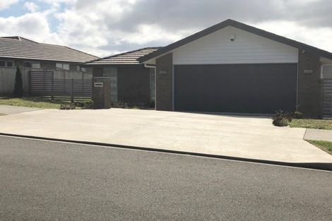 Photo of property in 21 Pyne Crescent, Pokeno, 2402
