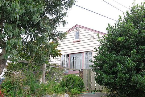 Photo of property in 64a Te Wharepouri Street, Berhampore, Wellington, 6023