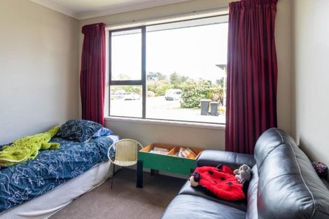 Photo of property in 16 Huia Street, Waikiwi, Invercargill, 9810