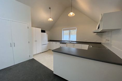 Photo of property in Pirie Street Townhouses, 22/35 Pirie Street, Mount Victoria, Wellington, 6011