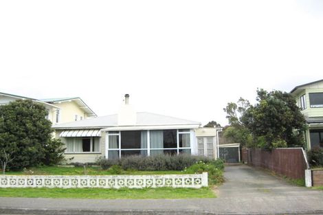Photo of property in 112 Beach Road, Haumoana, 4102