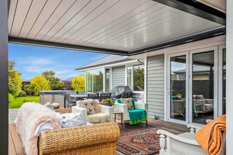 Photo of property in 17 Pimlico Place, Rangiora, 7400