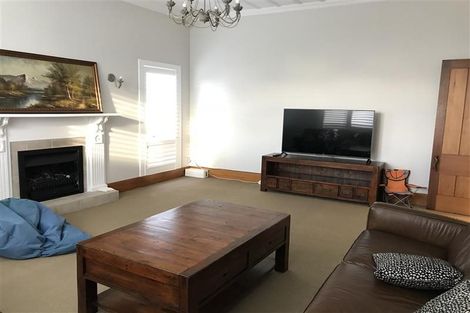 Photo of property in 5 Cameron Street, Takapuna, Auckland, 0622