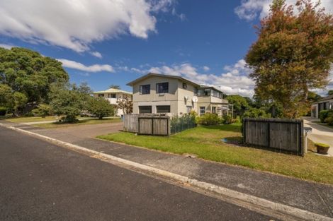 Photo of property in 74 Catherine Crescent, Whitianga, 3510