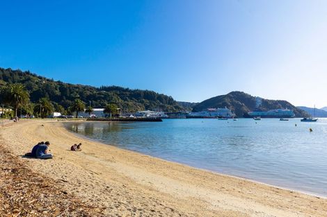 Photo of property in Oxleys Rock Apartments, 401/6 London Quay, Picton, 7220