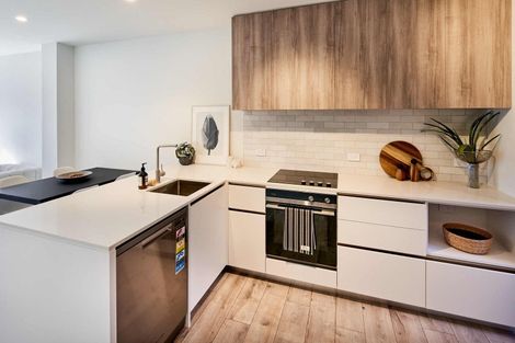 Photo of property in 14 Ara Toutouwai, Karori, Wellington, 6012