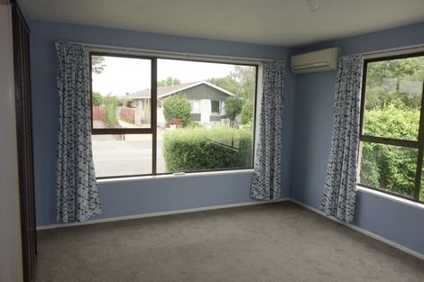 Photo of property in 22a Chipping Lane, Redwood, Christchurch, 8051