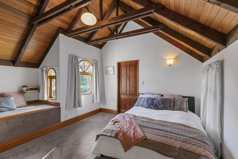 Photo of property in 4 Inverell Way, Seatoun, Wellington, 6022