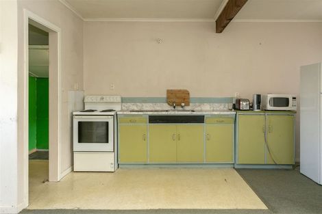 Photo of property in 60 Matuku Street, Two Mile Bay, Taupo, 3330