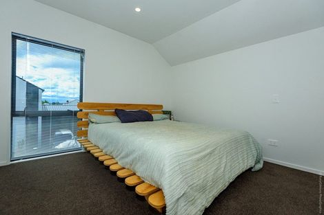 Photo of property in 16 Wheatsheaf Lane, Heathcote Valley, Christchurch, 8022