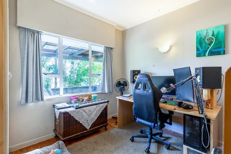 Photo of property in 312 Glengarry Road, Glen Eden, Auckland, 0602