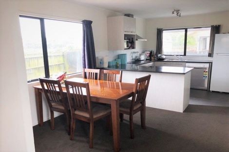Photo of property in 2/39 Kopara Place, Clendon Park, Auckland, 2103