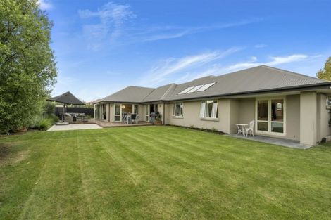 Photo of property in 48 Coolspring Way, Redwood, Christchurch, 8051