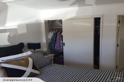 Photo of property in 20 Portsea Place, Chatswood, Auckland, 0626