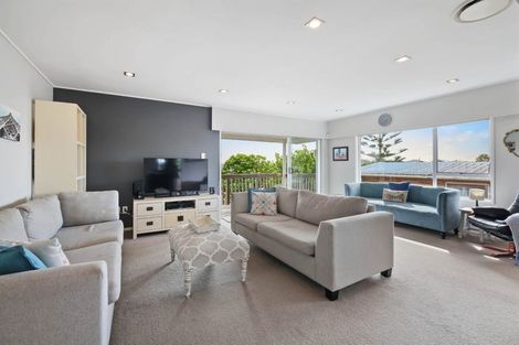 Photo of property in 34 Sunnyhill Crescent, Sunnyhills, Auckland, 2010